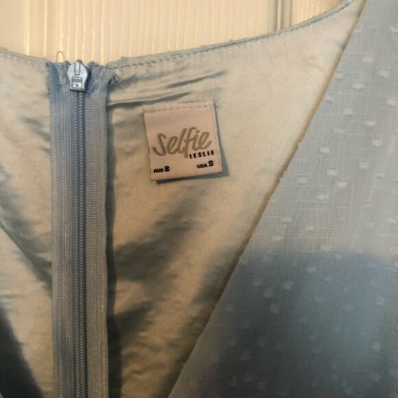 Light Blue Selfie Leslie dress - Picture 3 of 5